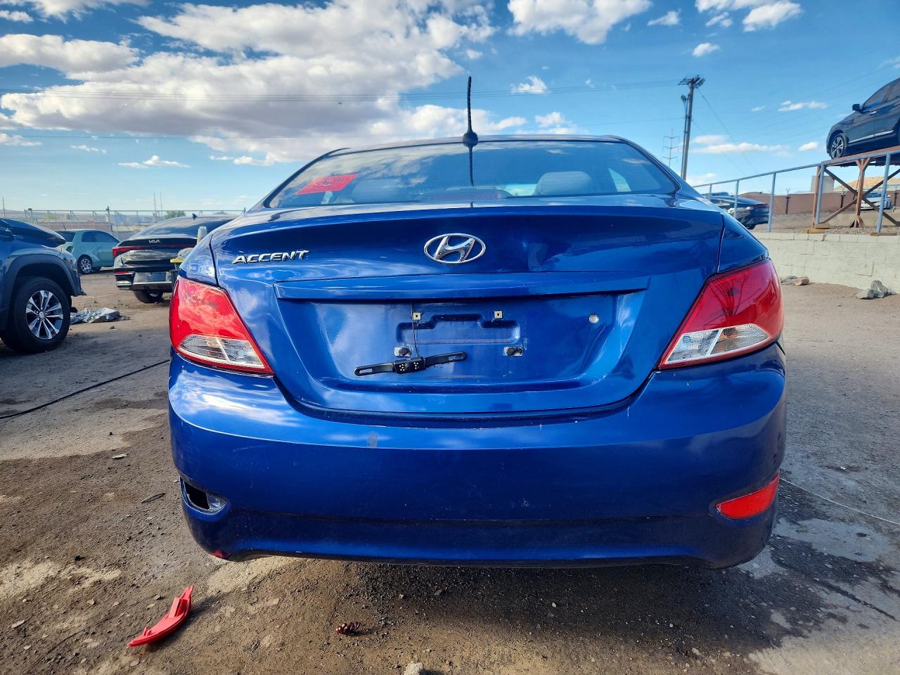 2015 HYUNDAI ACCENT GLS photo 16