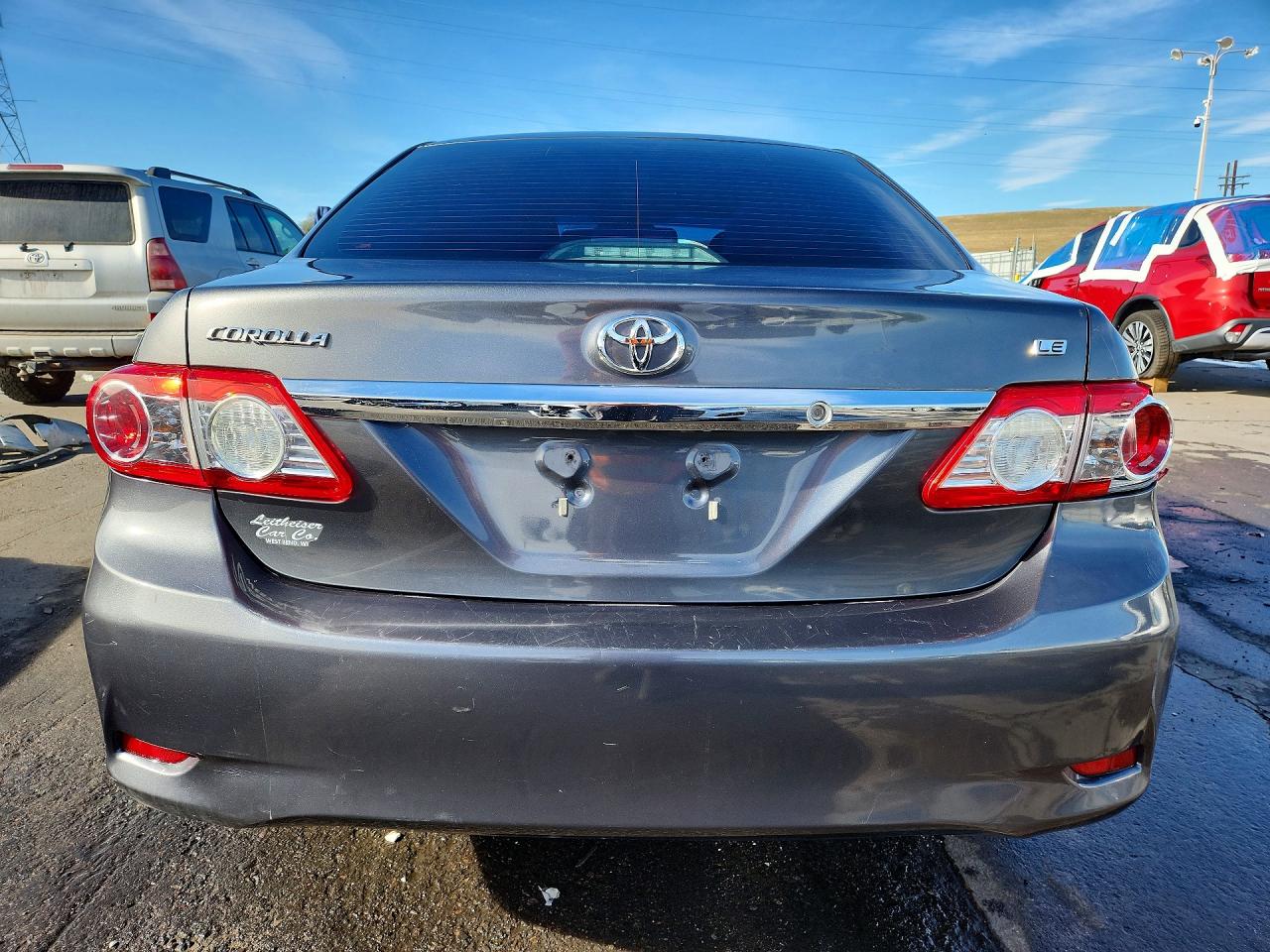 2013 TOYOTA COROLLA LE photo 16