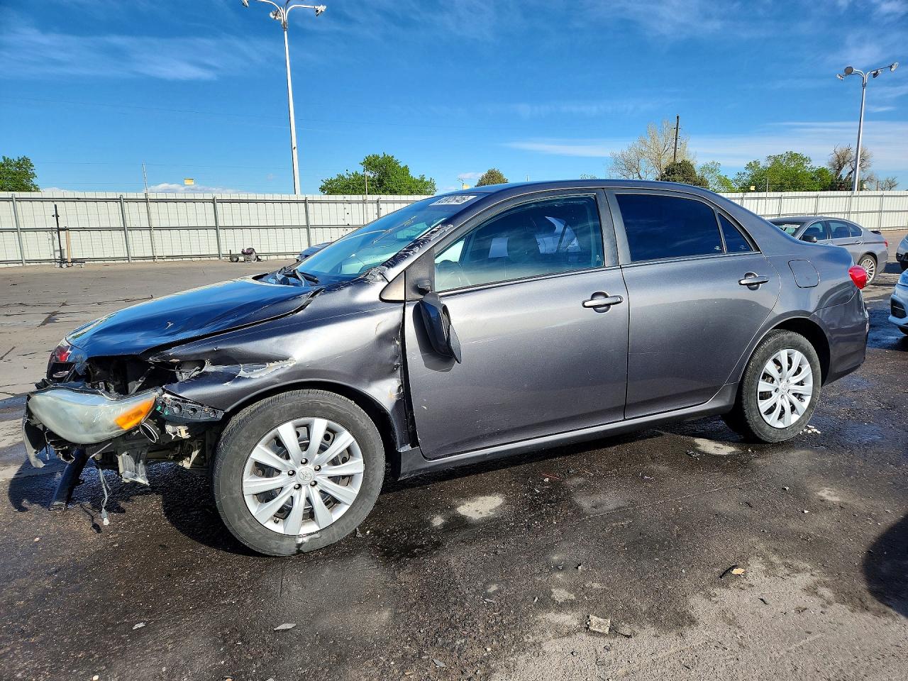2013 TOYOTA COROLLA
