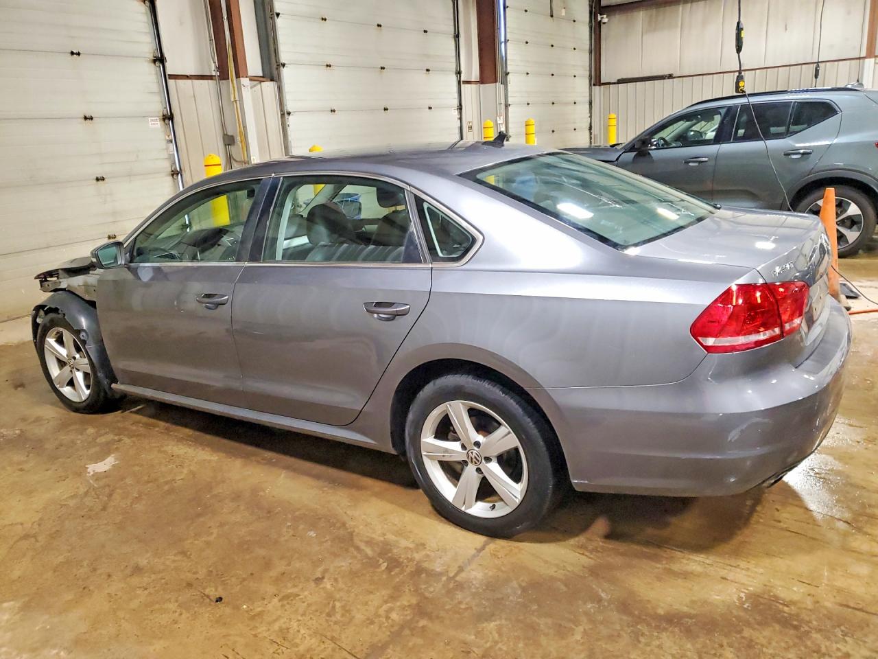 2012 VOLKSWAGEN PASSAT SE photo 3