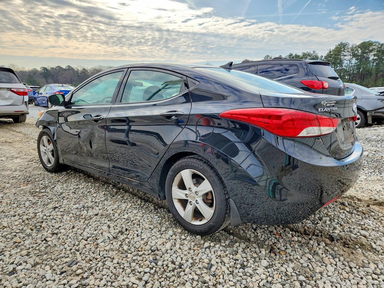 2013 HYUNDAI ELANTRA GLS photo 4