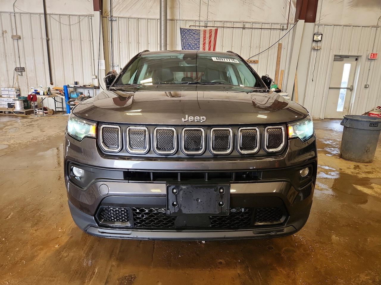 2022 JEEP COMPASS LATITUDE LUX photo 5
