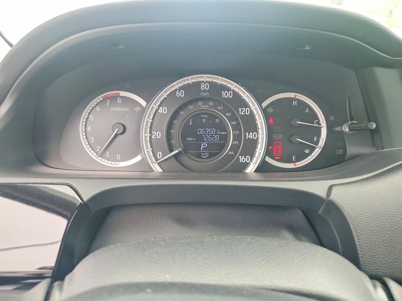 2016 HONDA ACCORD LX photo 17