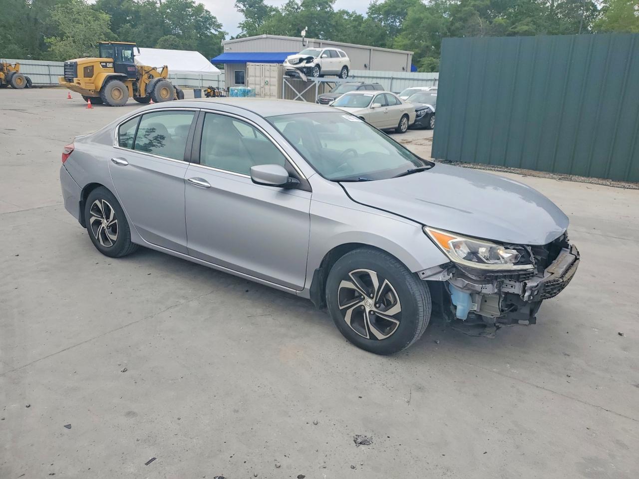2016 HONDA ACCORD LX photo 7