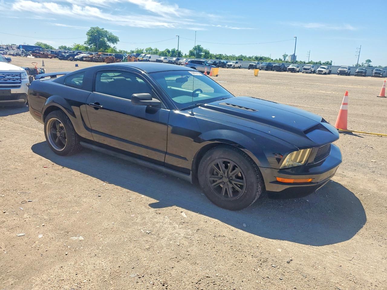 2006 FORD MUSTANG photo 7