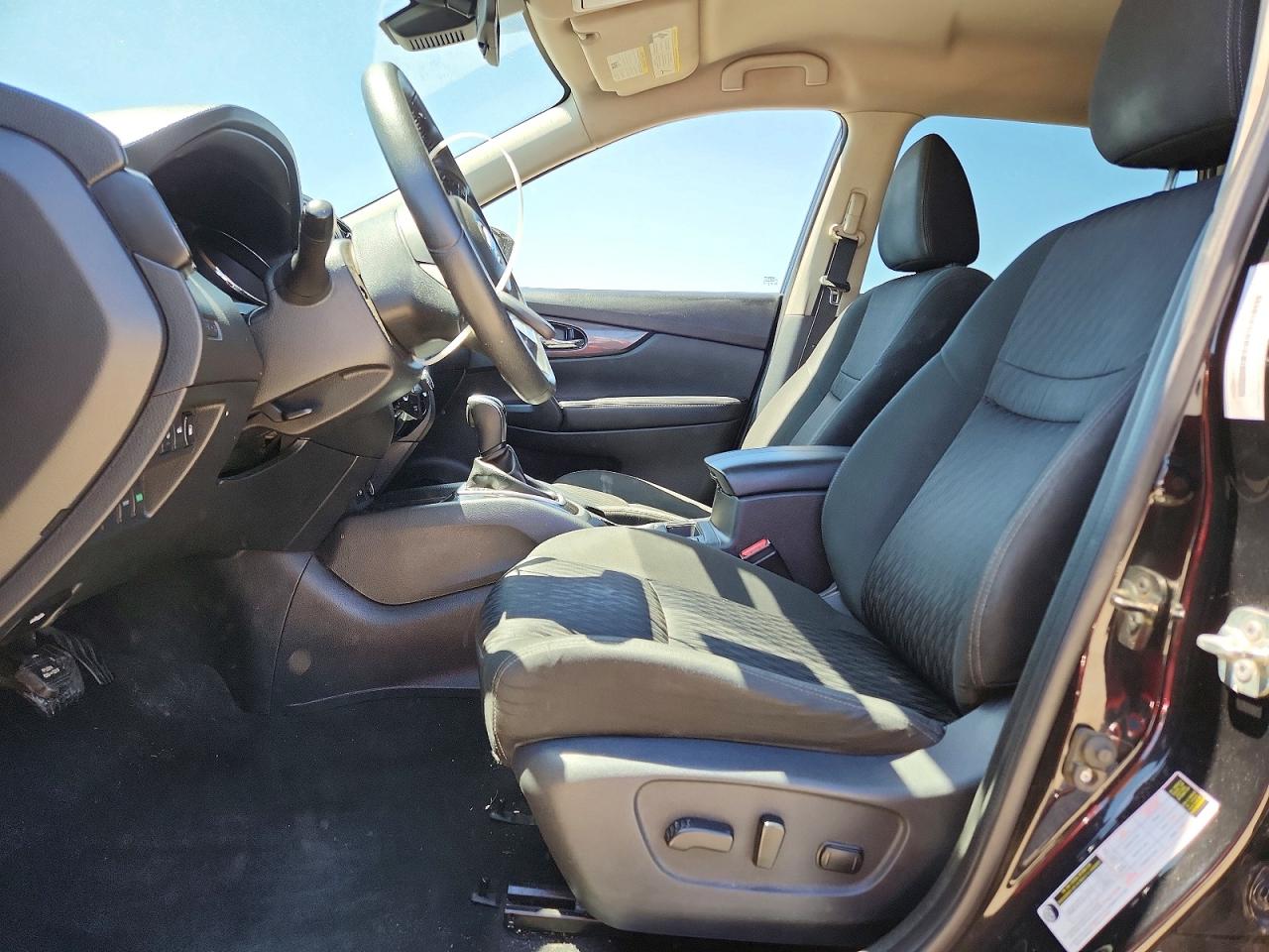 2020 NISSAN ROGUE SV photo 13
