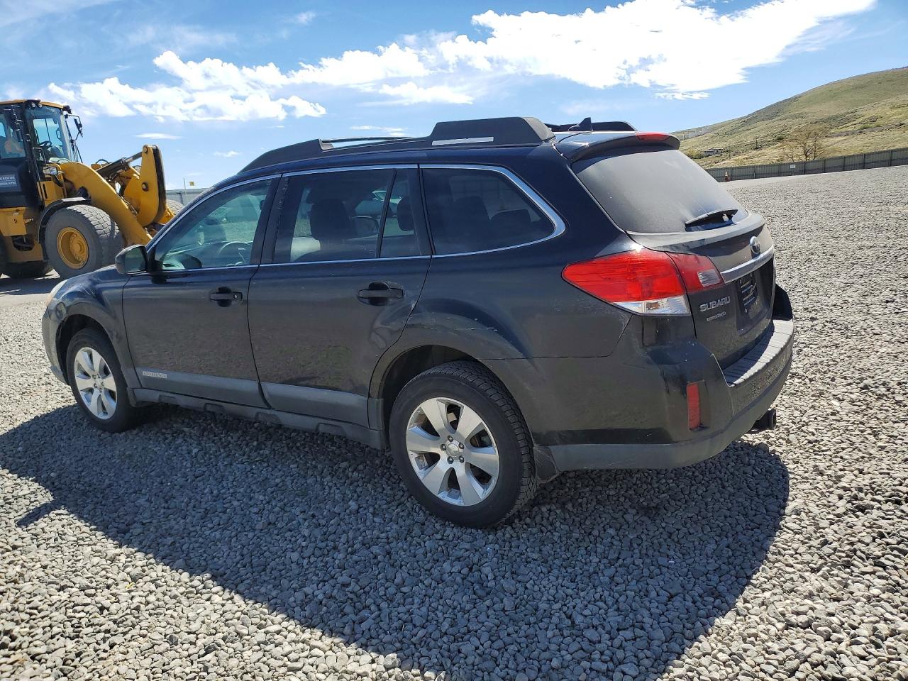 2011 SUBARU OUTBACK 3.6R LIMITED photo 3