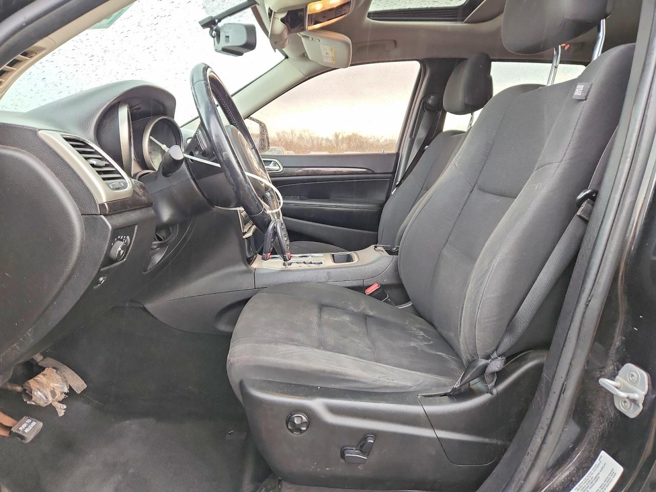 2012 JEEP GRAND CHEROKEE LAREDO photo 19