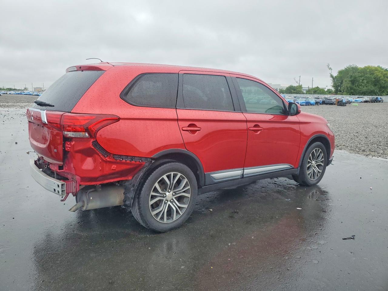 2016 MITSUBISHI OUTLANDER SE photo 3