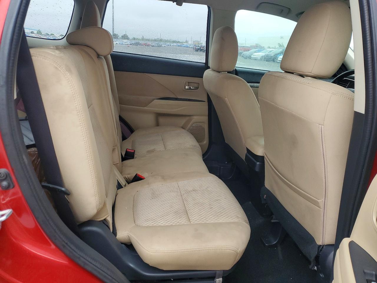 2016 MITSUBISHI OUTLANDER SE photo 11