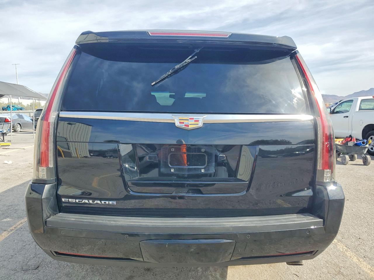 2016 CADILLAC ESCALADE ESV LUXURY photo 11