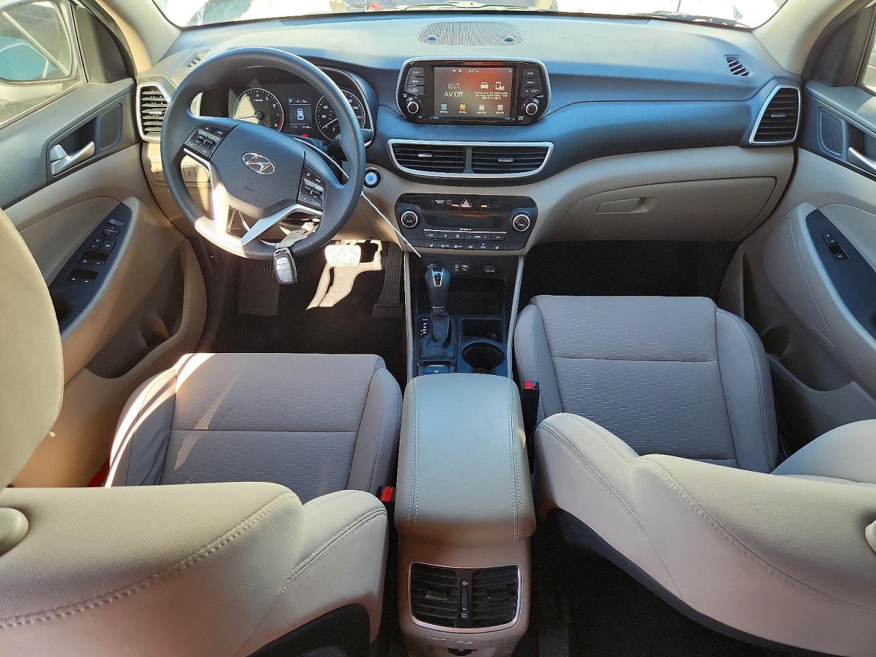 2020 HYUNDAI TUCSON SEL photo 8