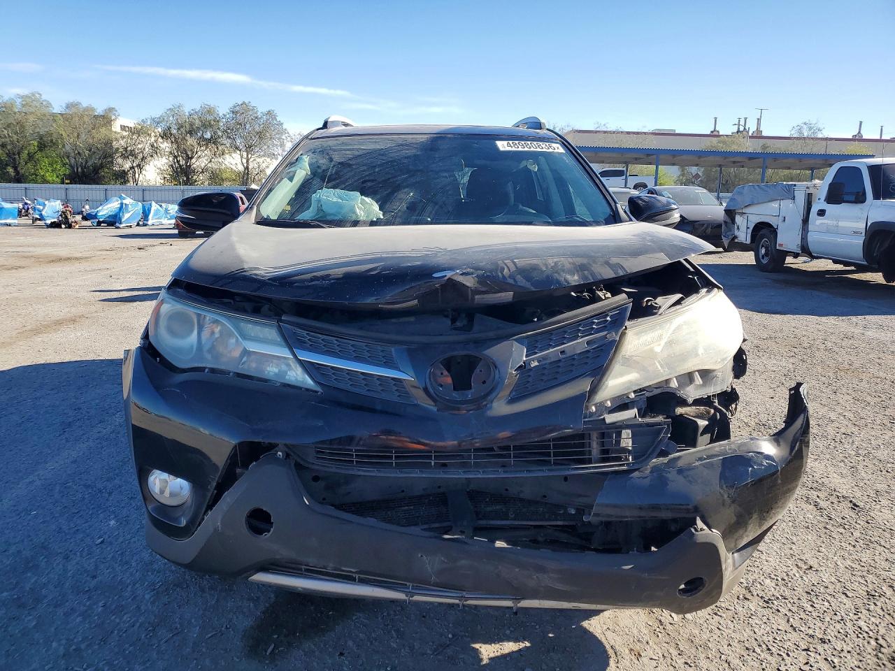 2015 TOYOTA RAV4 XLE photo 13