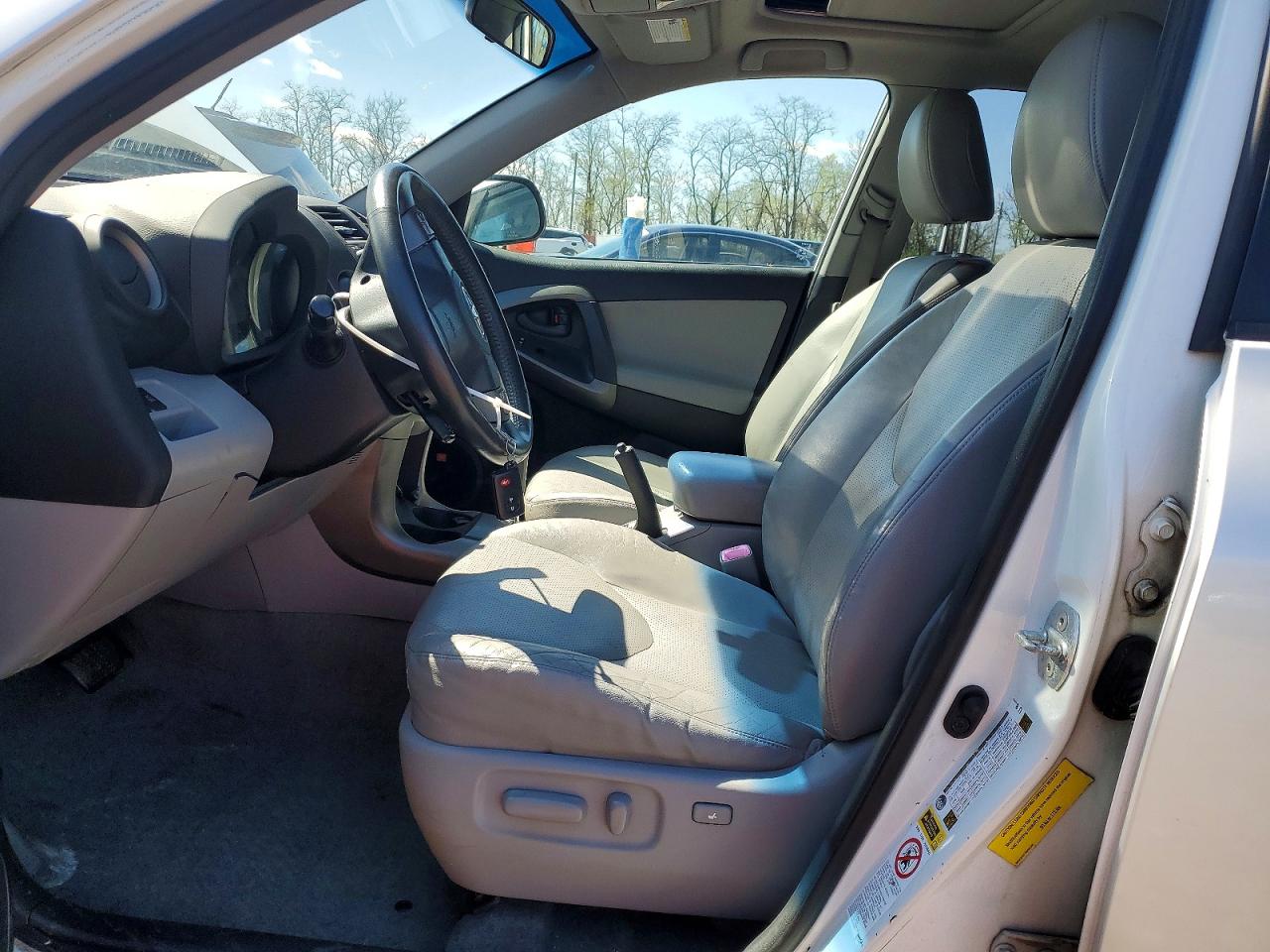 2009 TOYOTA RAV4 LIMITED photo 7