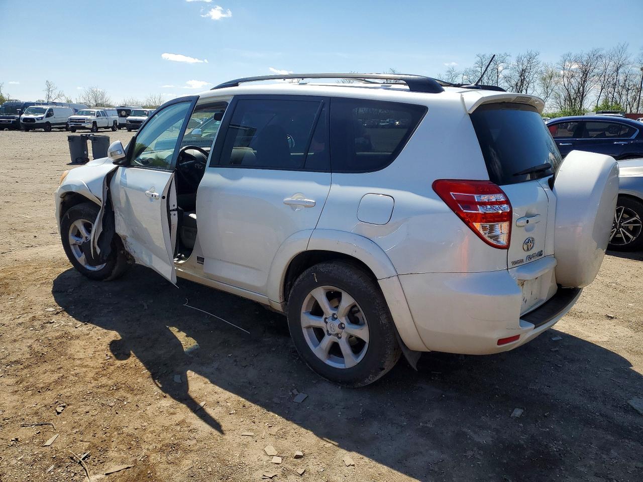 2009 TOYOTA RAV4 LIMITED photo 2