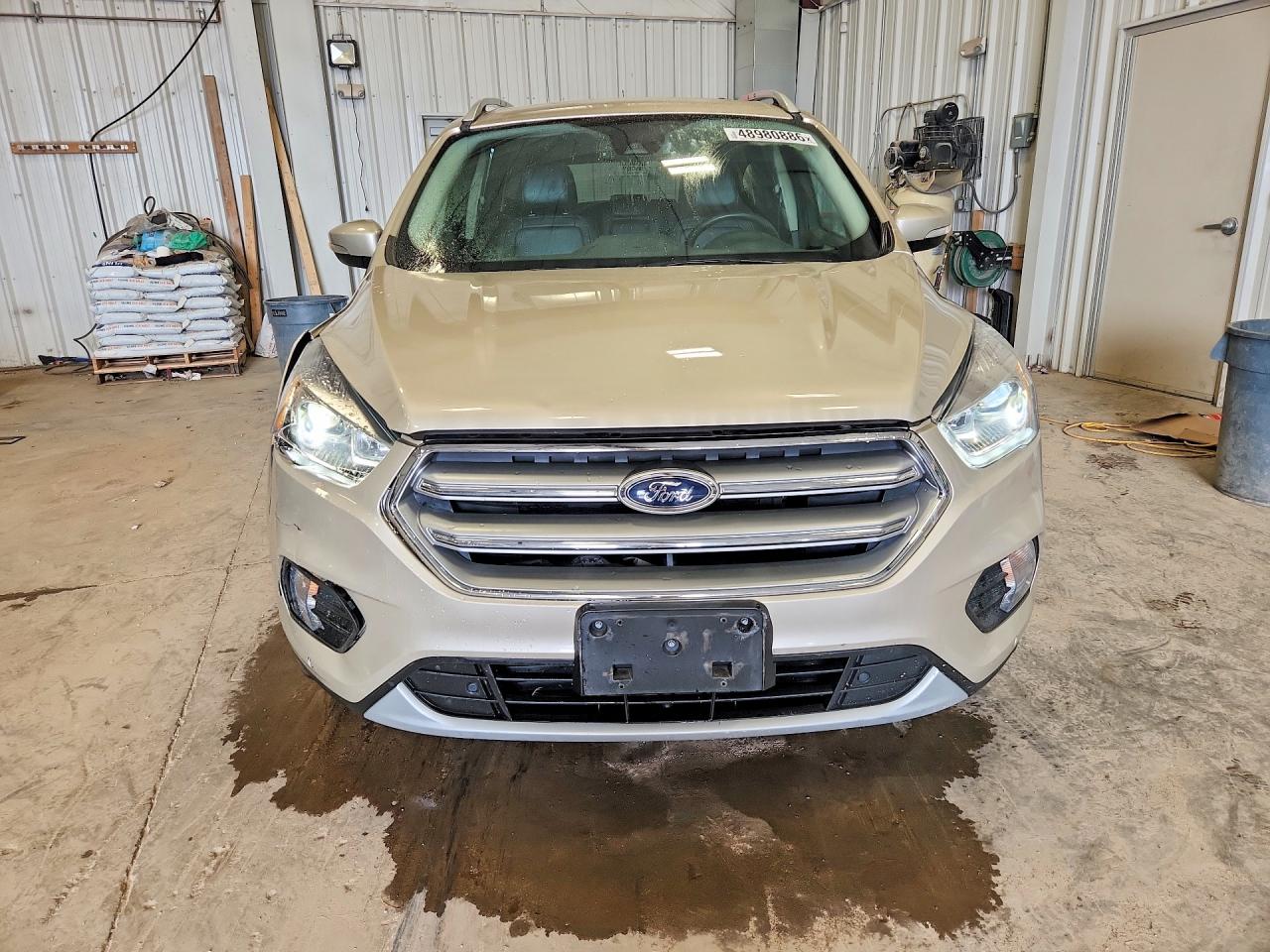 2017 FORD ESCAPE TITANIUM photo 9