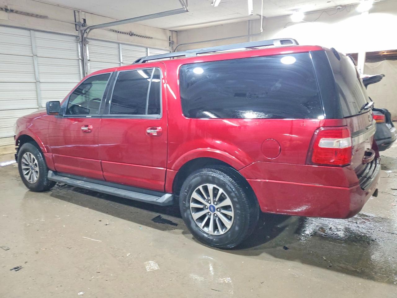 2015 FORD EXPEDITION EL XLT photo 3