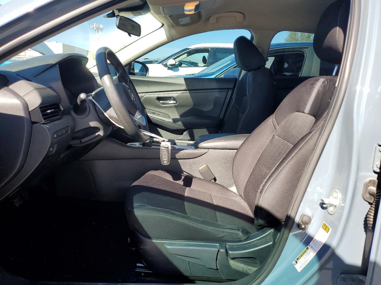2024 NISSAN SENTRA SV photo 13