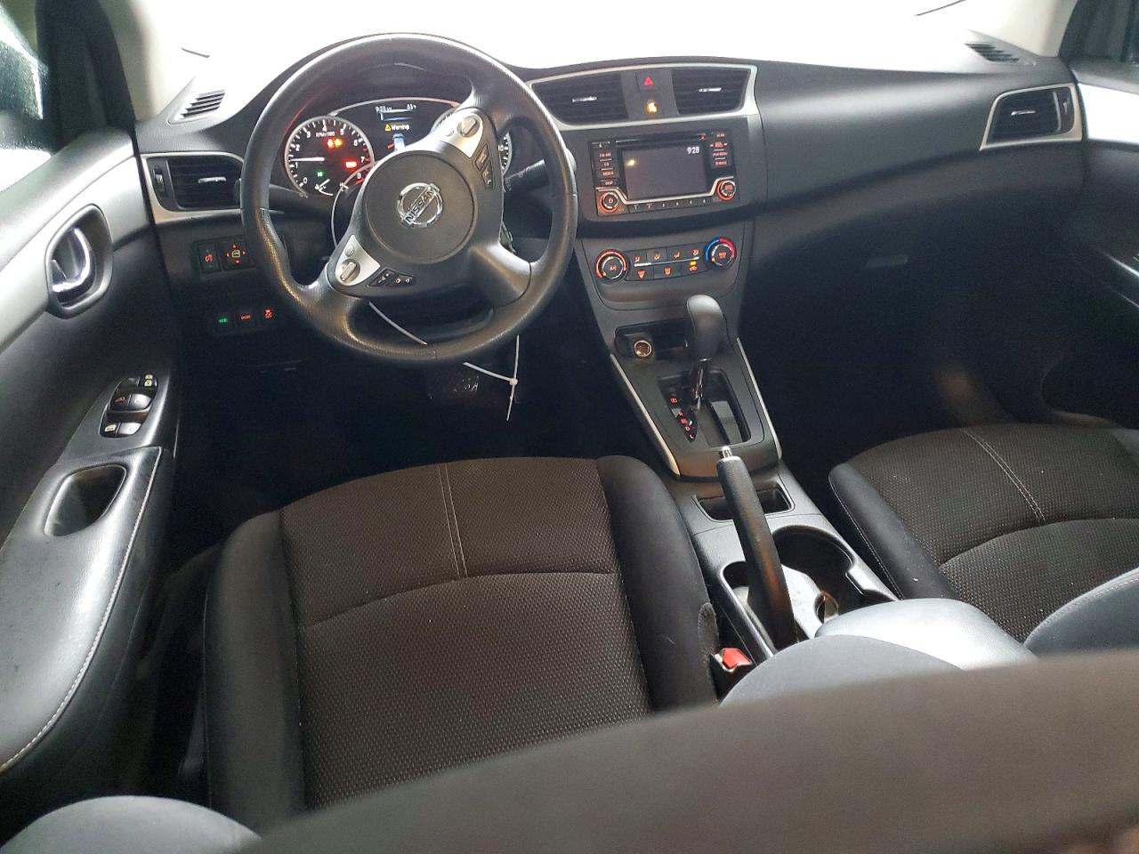 2018 NISSAN SENTRA S photo 22