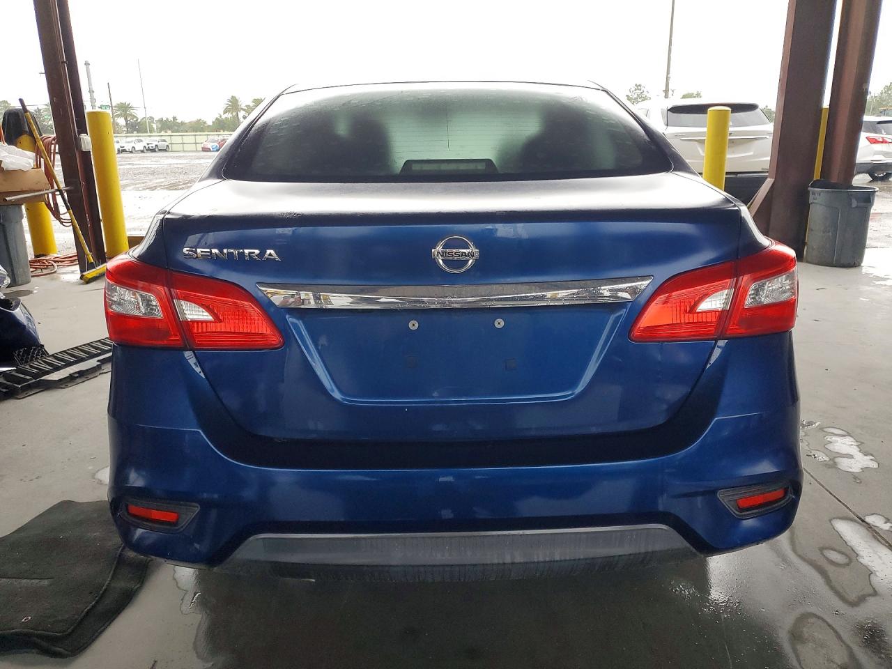 2018 NISSAN SENTRA S photo 16