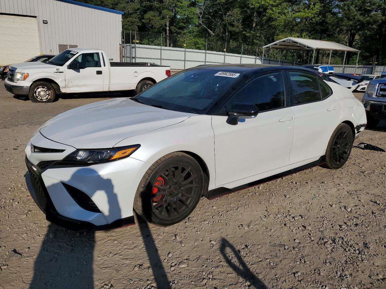 2024 TOYOTA CAMRY