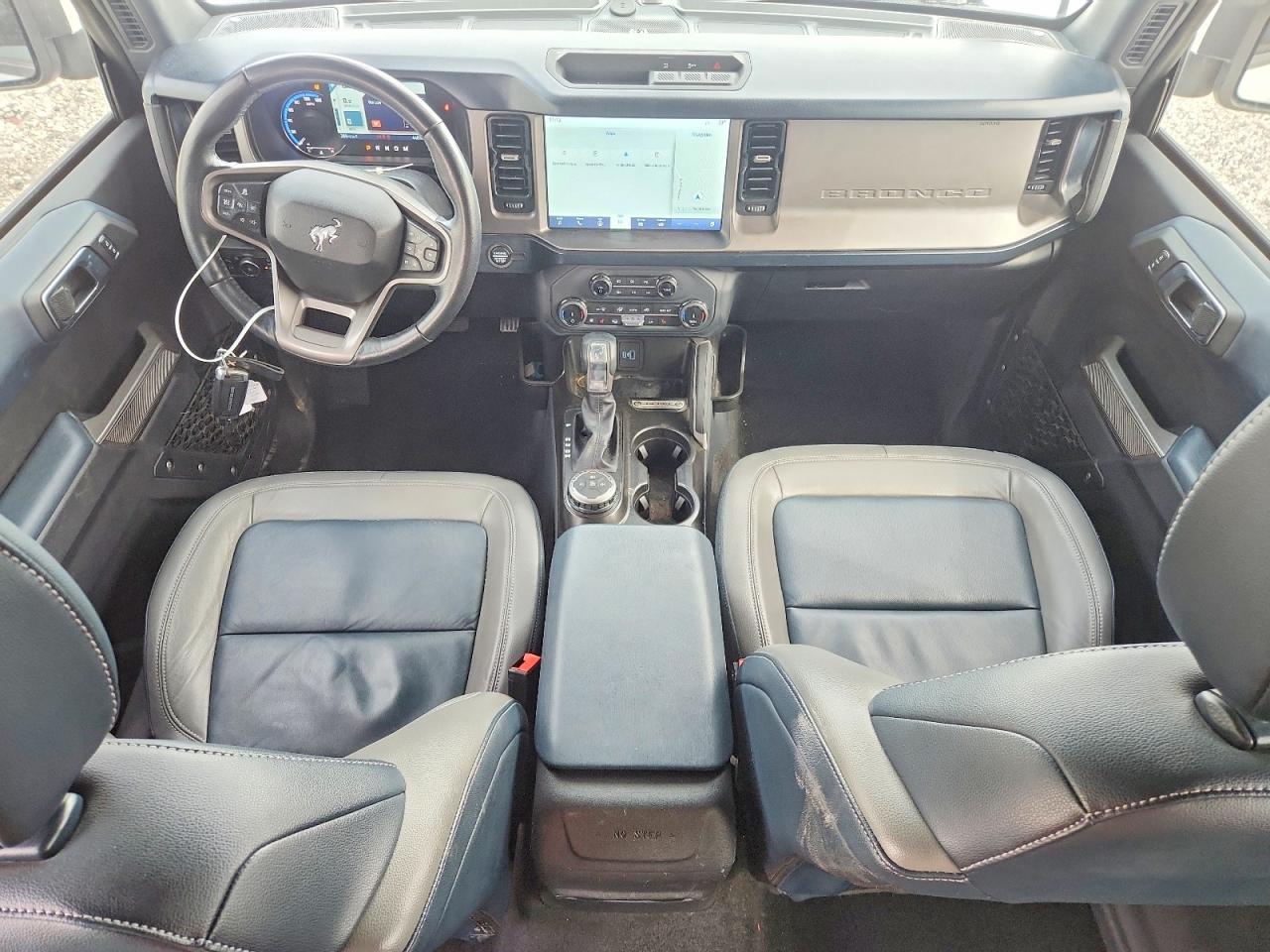 2022 FORD BRONCO BASE photo 22