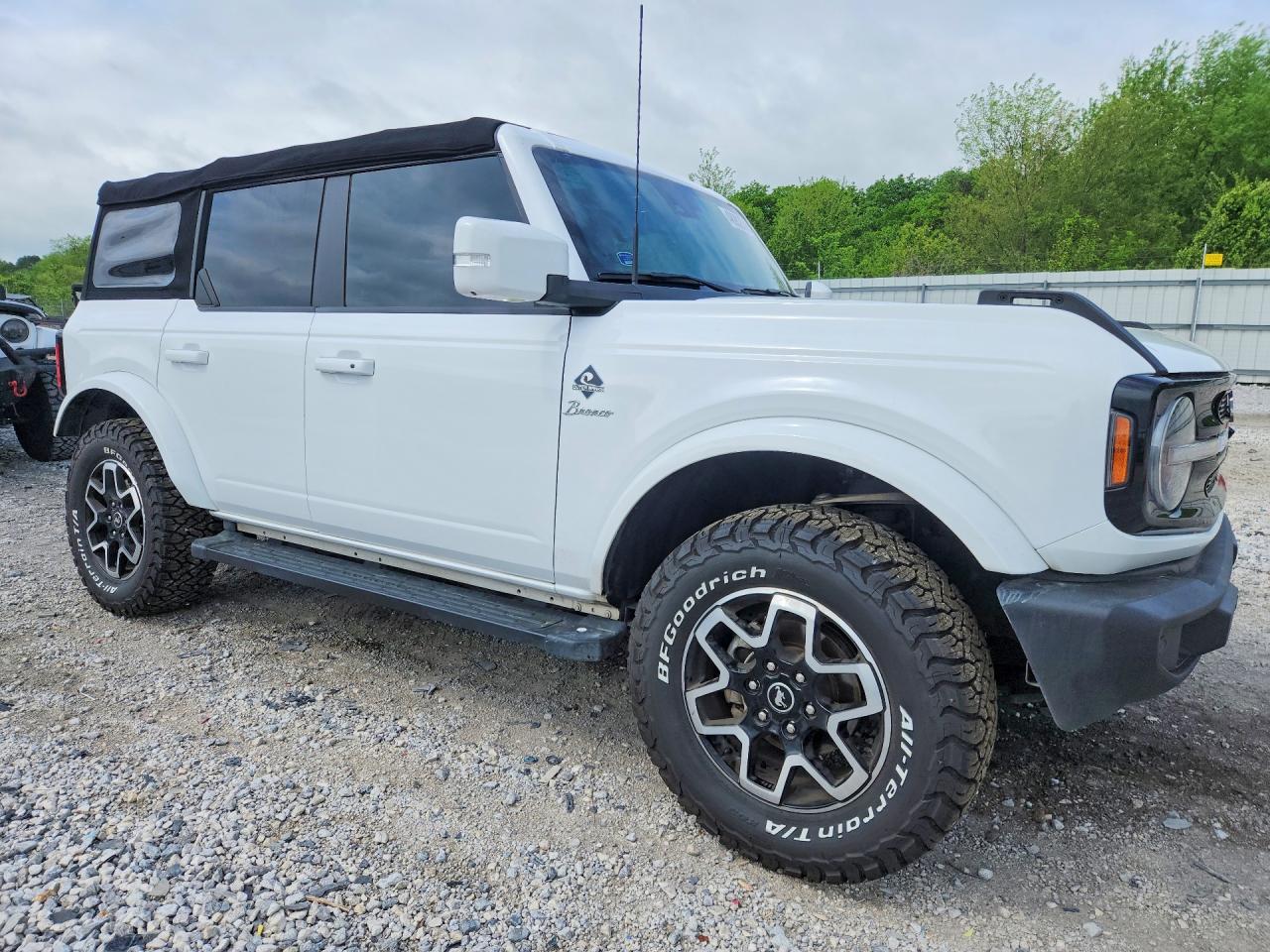 2022 FORD BRONCO BASE photo 10