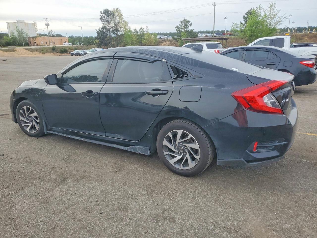 2017 HONDA CIVIC EX photo 3