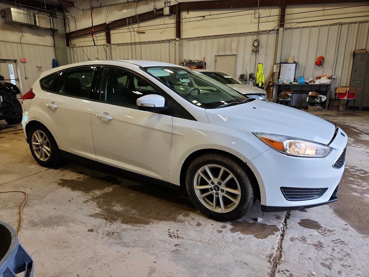 2018 FORD FOCUS SE photo 10