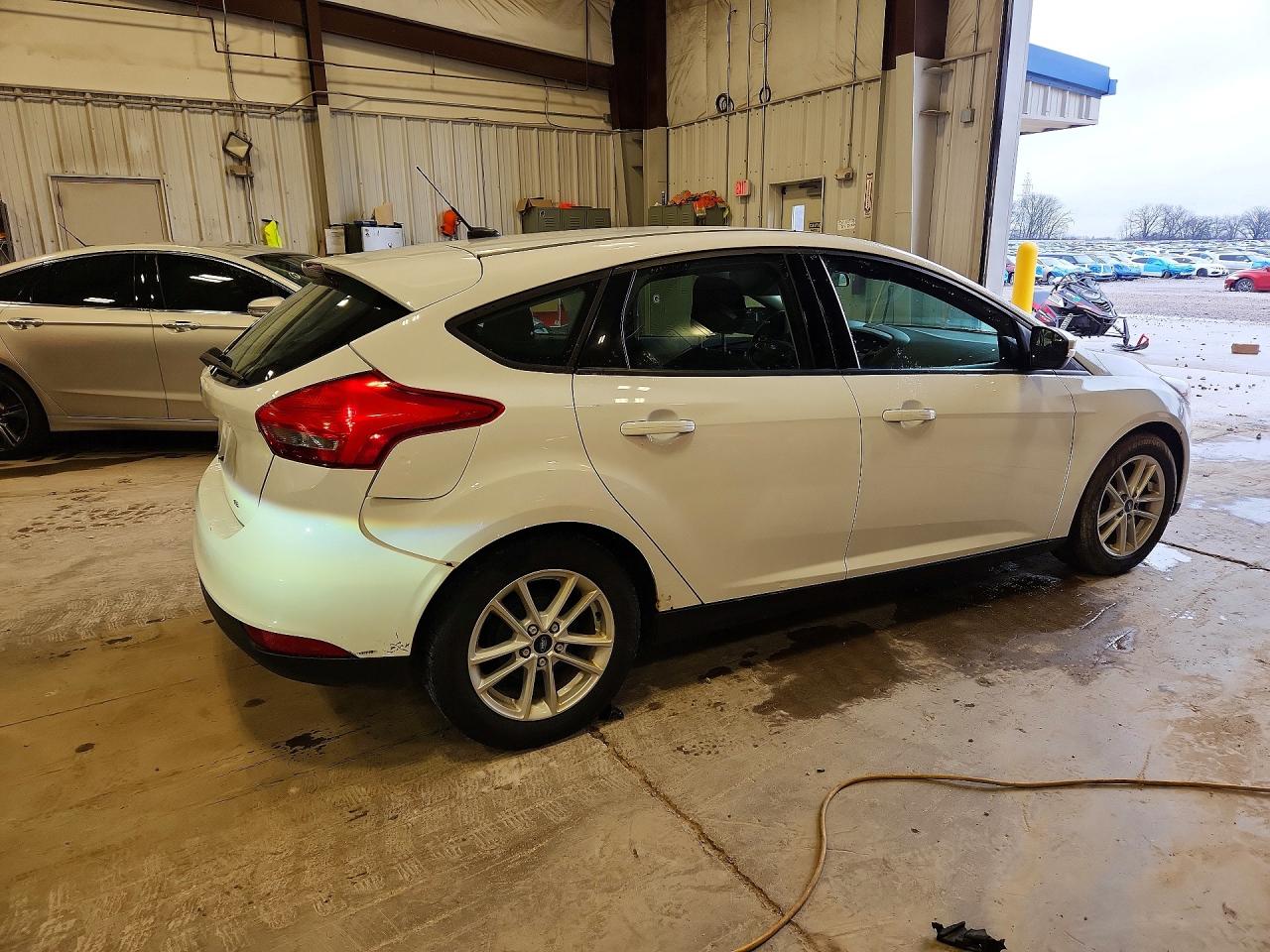 2018 FORD FOCUS SE photo 7