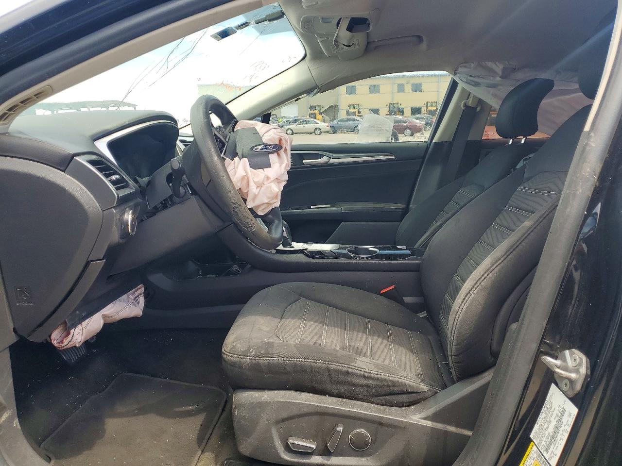 2016 FORD FUSION SE photo 13