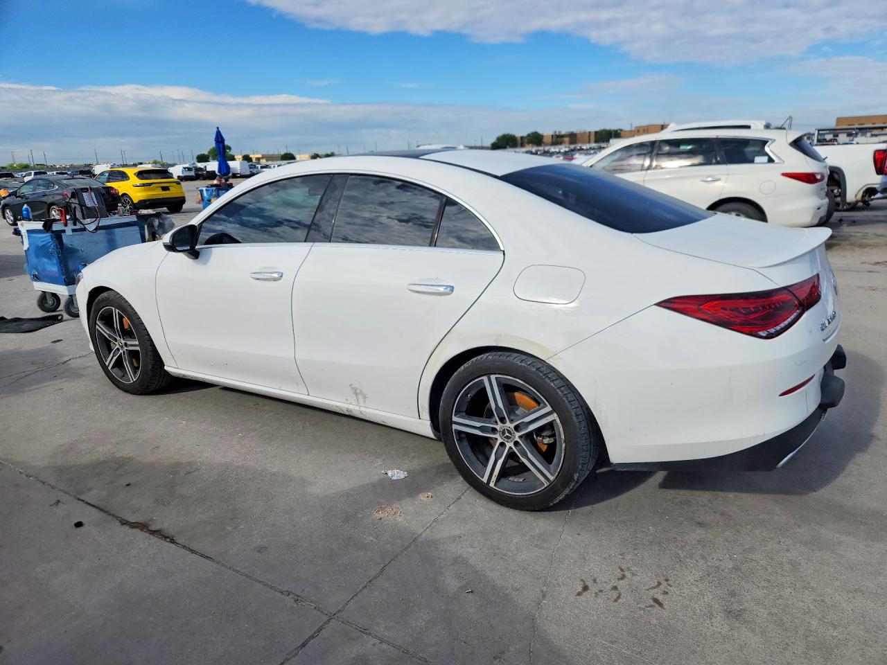 2021 MERCEDES-BENZ CLA 250 photo 3