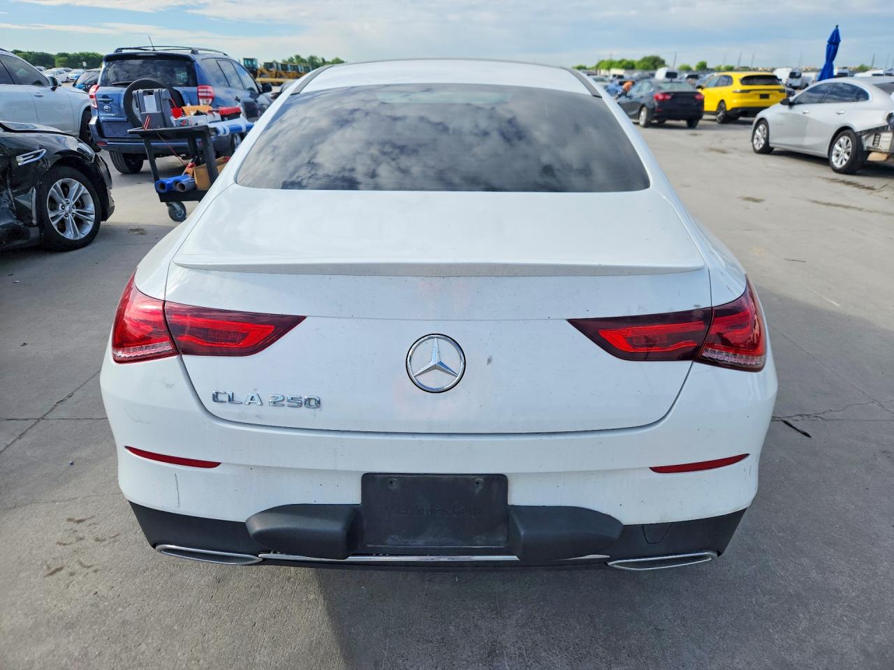 2021 MERCEDES-BENZ CLA 250 photo 11