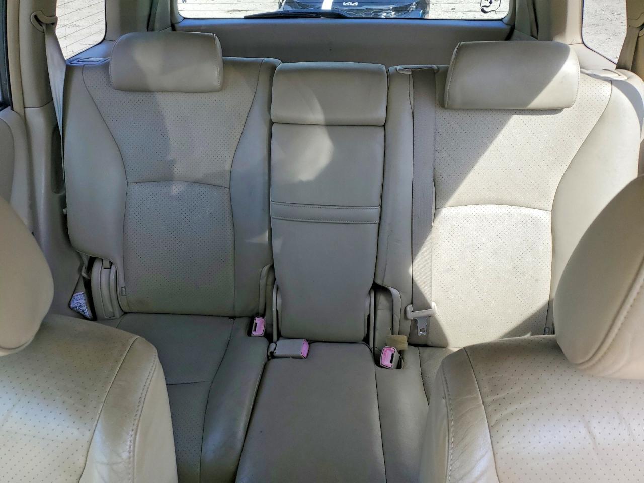 2004 TOYOTA HIGHLANDER LIMITED photo 28