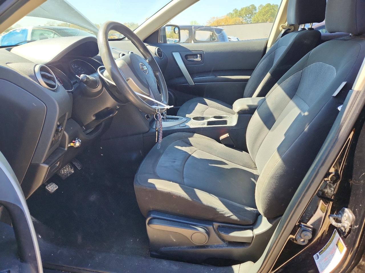 2013 NISSAN ROGUE S photo 7
