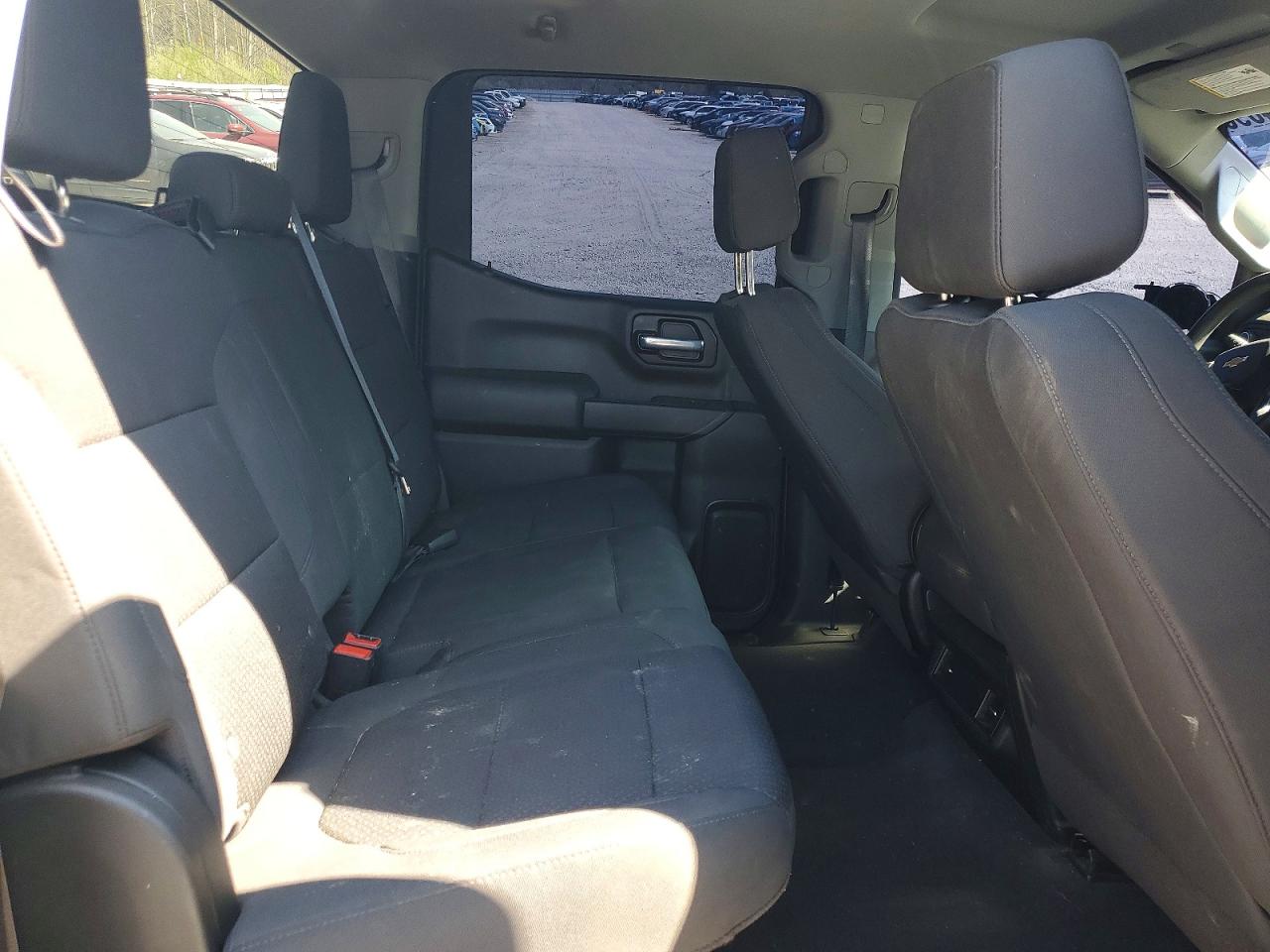 2021 CHEVROLET SILVERADO K1500 CUSTOM photo 19