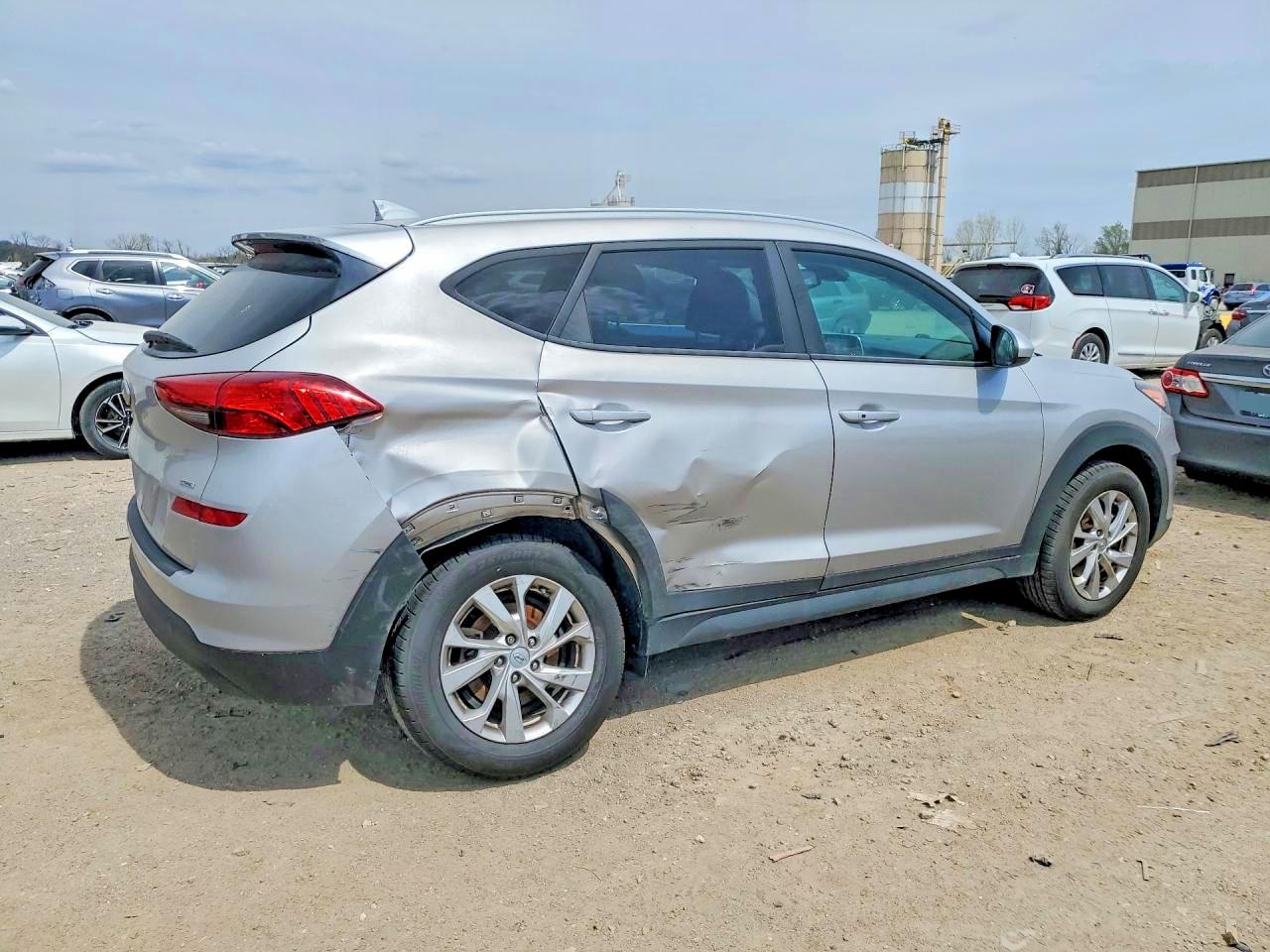 2020 HYUNDAI TUCSON VALUE photo 5
