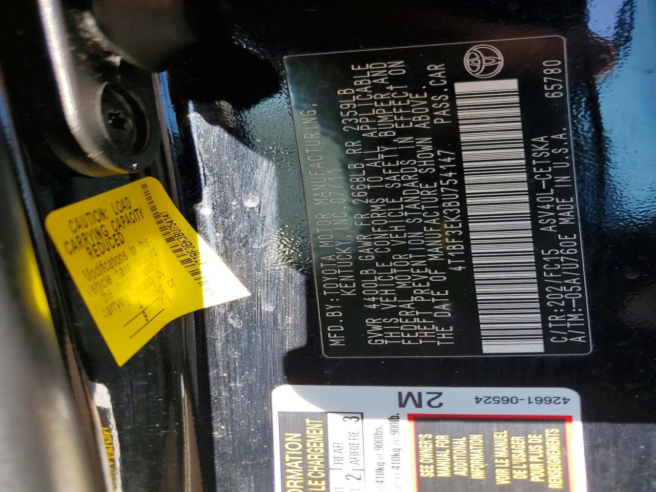 2011 TOYOTA CAMRY SE photo 13