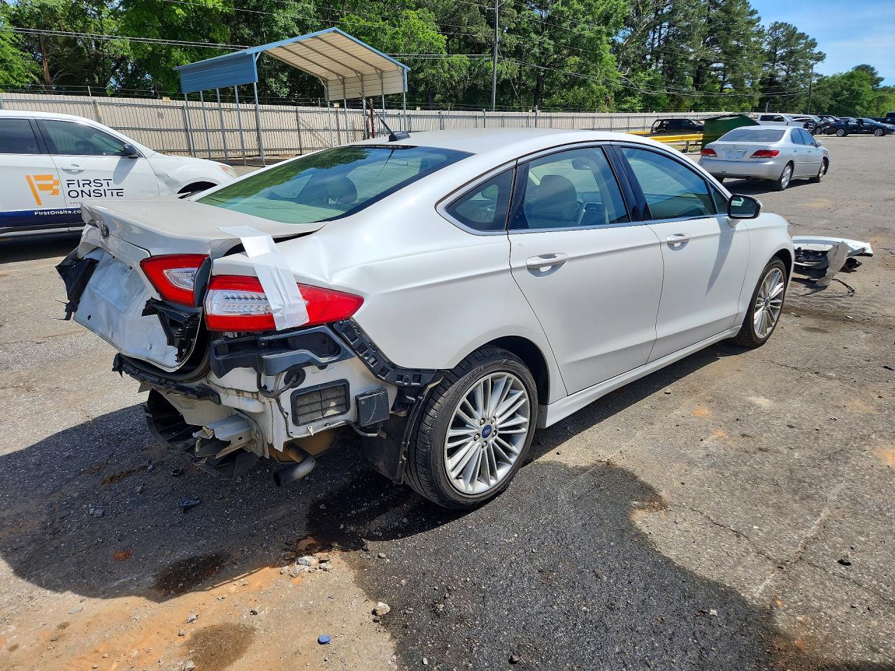 2016 FORD FUSION SE photo 5