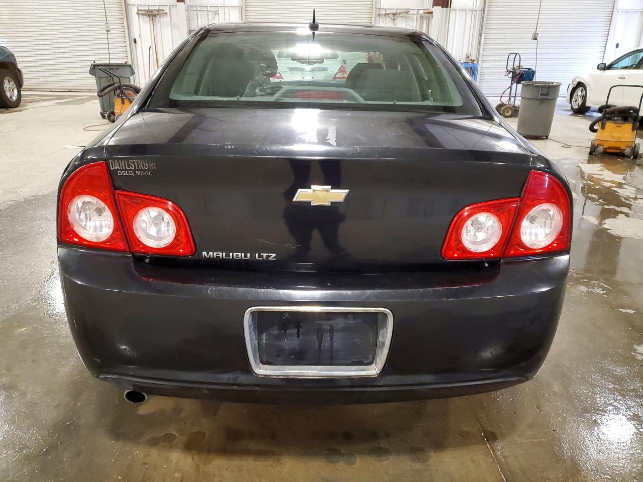2011 CHEVROLET MALIBU LTZ photo 11