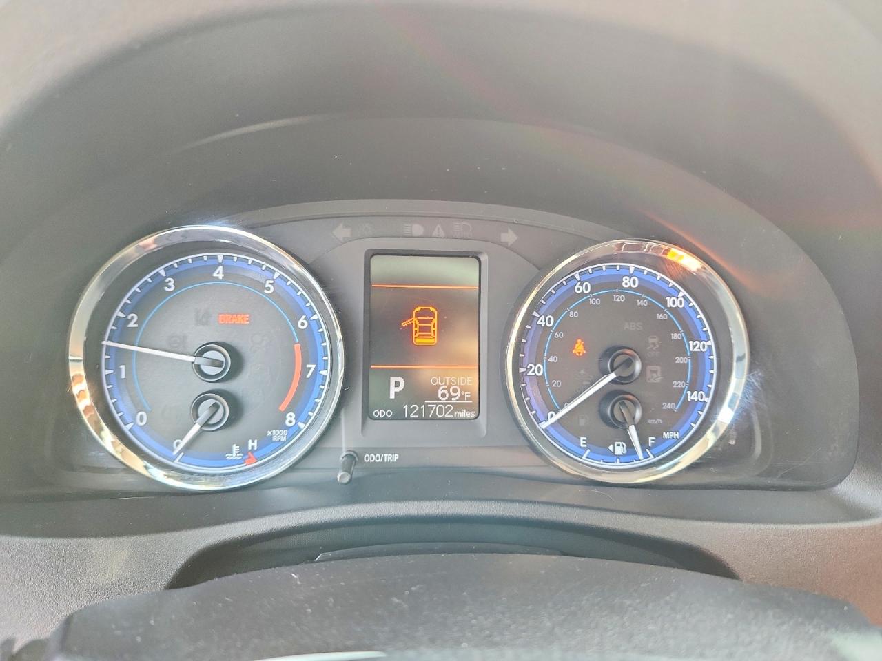 2019 TOYOTA COROLLA LE photo 17