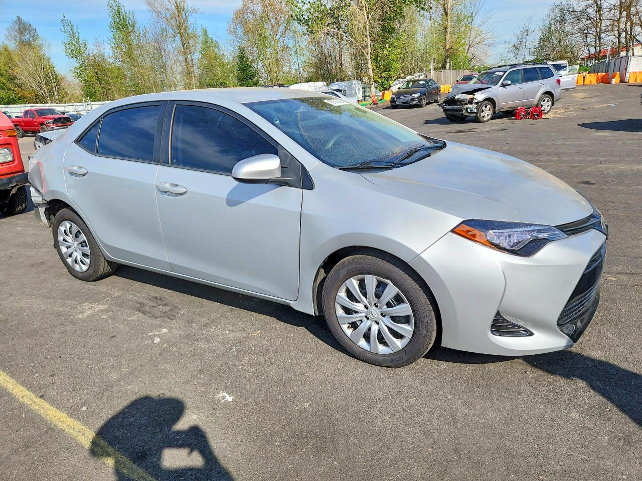 2019 TOYOTA COROLLA LE photo 7
