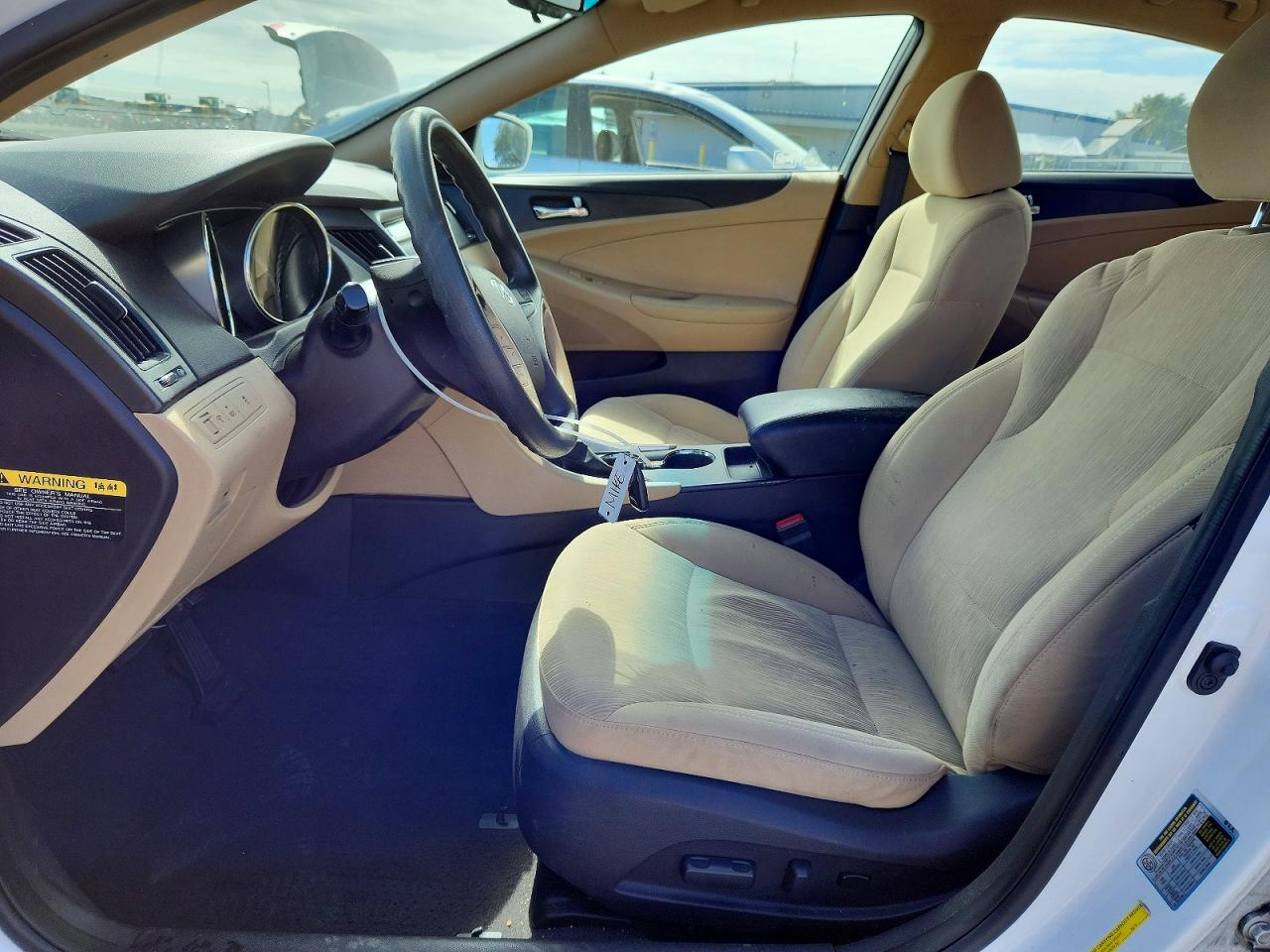 2012 HYUNDAI SONATA GLS photo 19