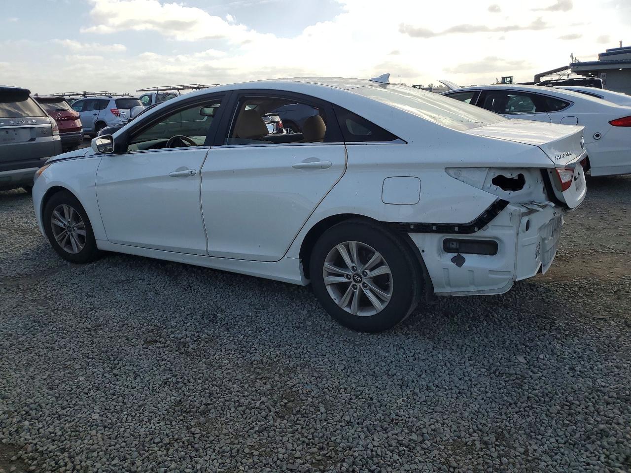 2012 HYUNDAI SONATA GLS photo 4