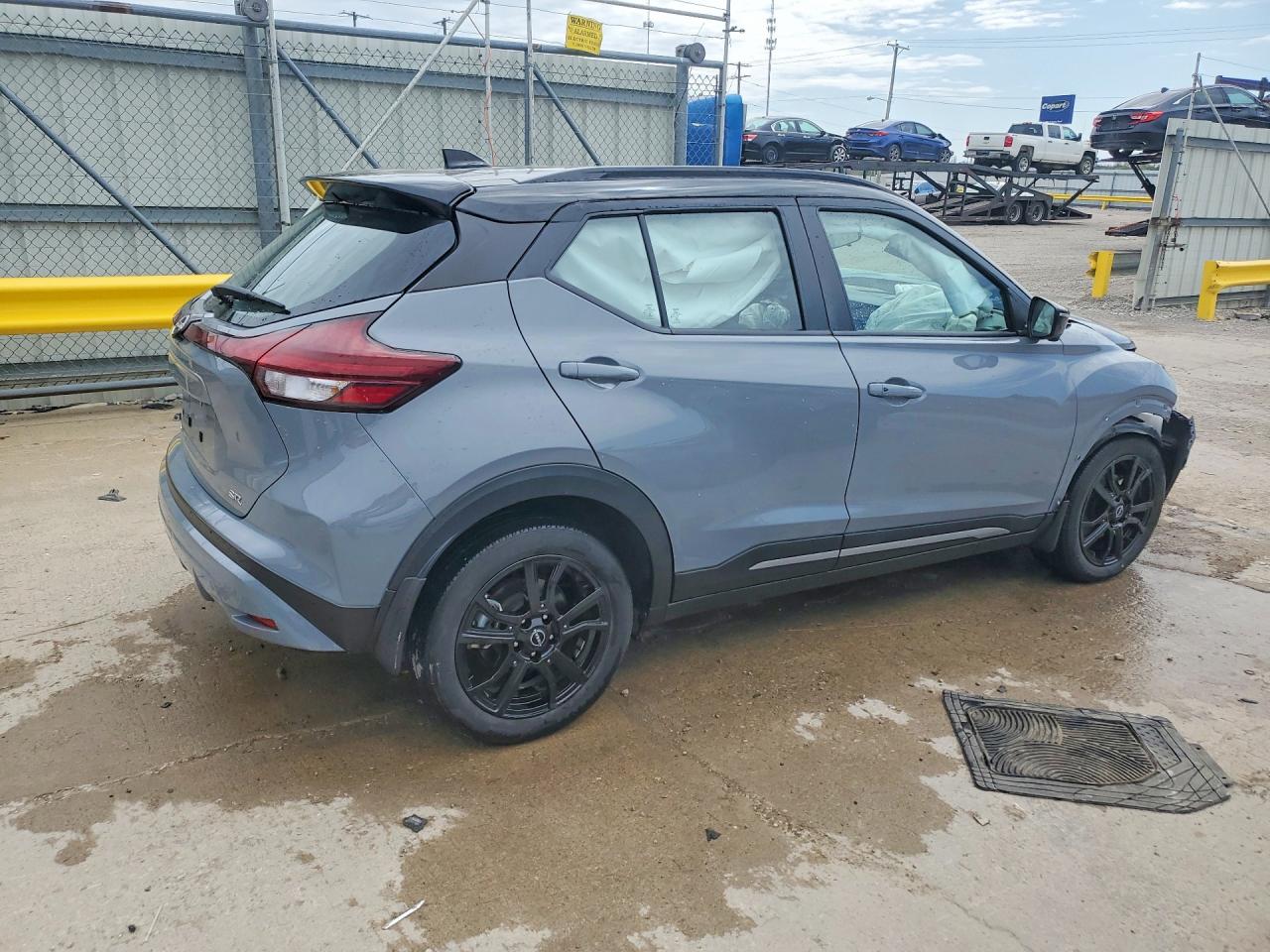 2023 NISSAN KICKS SR photo 7