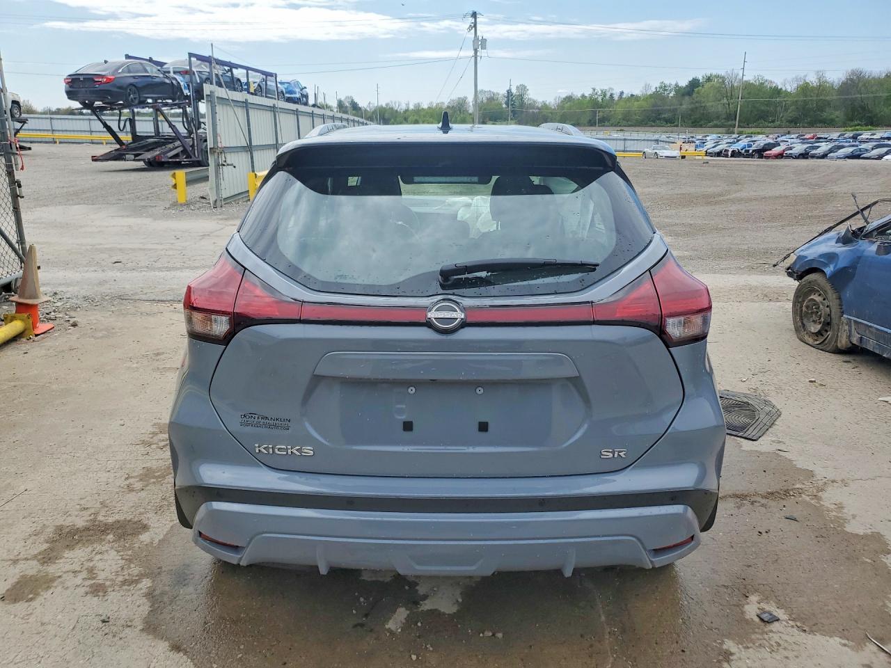 2023 NISSAN KICKS SR photo 16