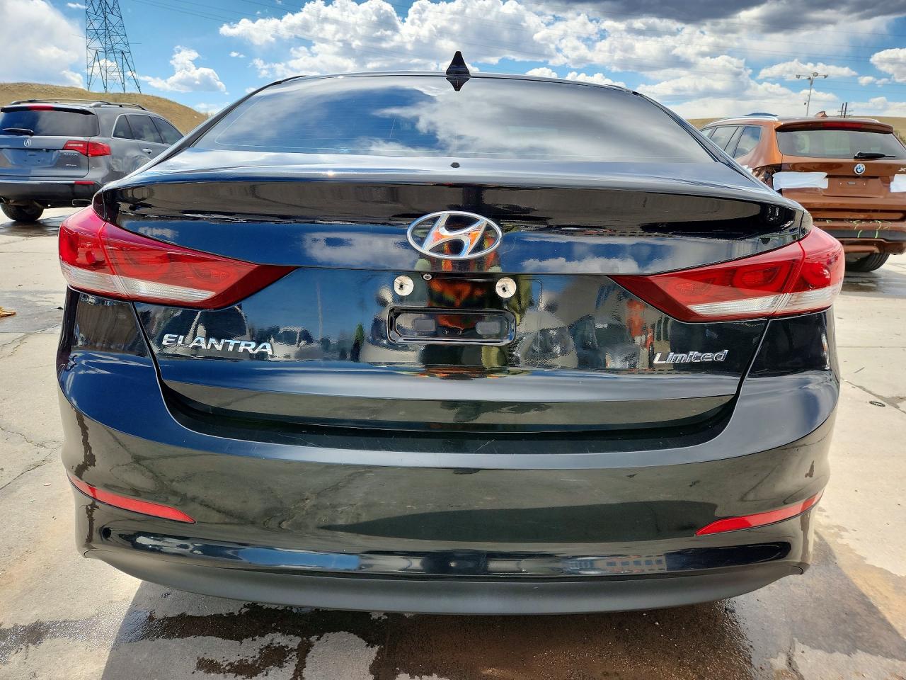 2017 HYUNDAI ELANTRA LIMITED photo 11