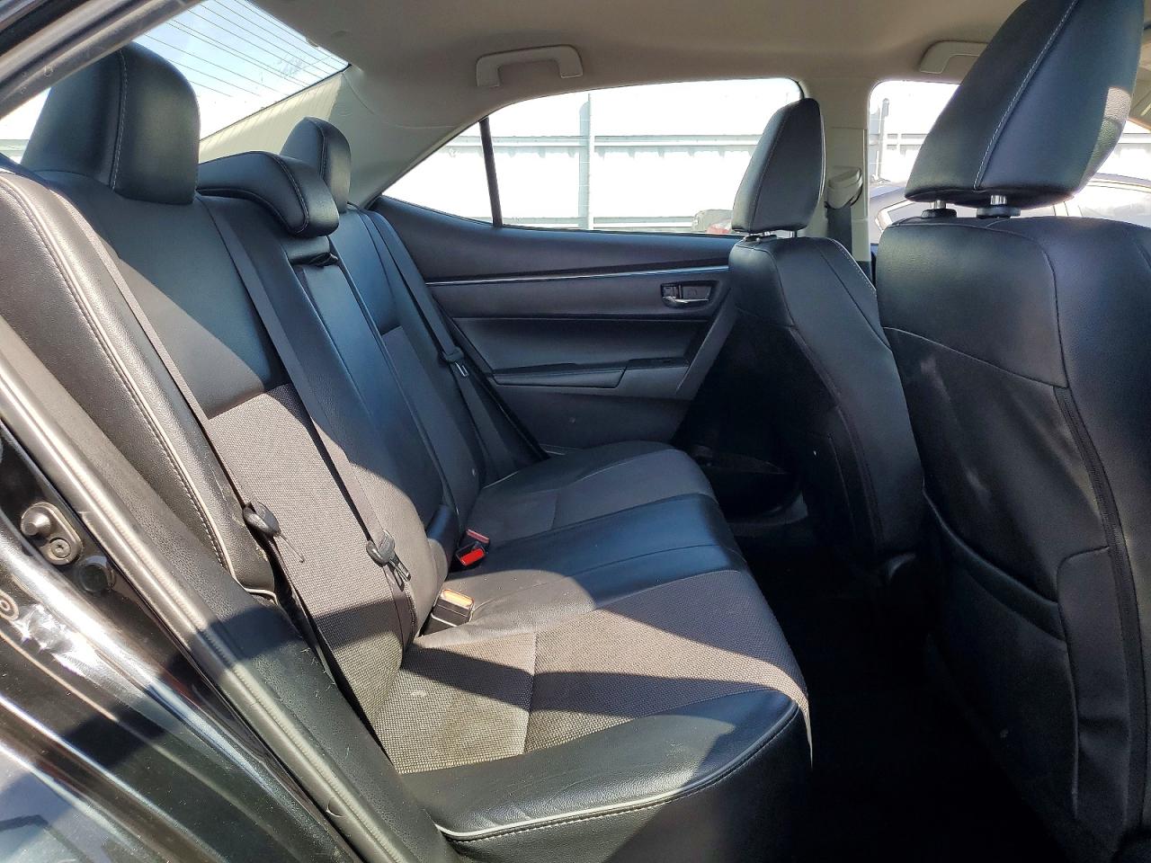 2016 TOYOTA COROLLA S PLUS photo 19
