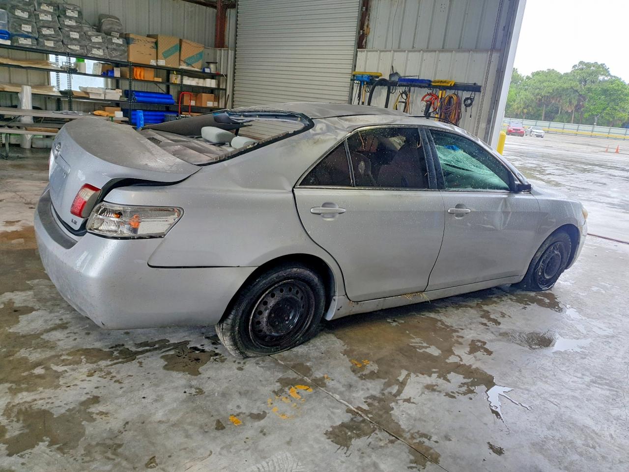 2007 TOYOTA CAMRY LE photo 3