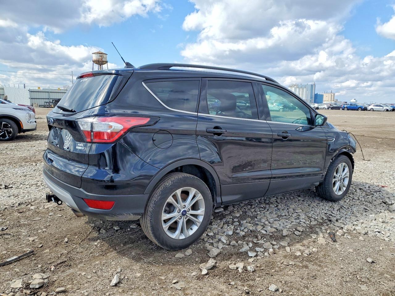 2018 FORD ESCAPE SEL photo 3
